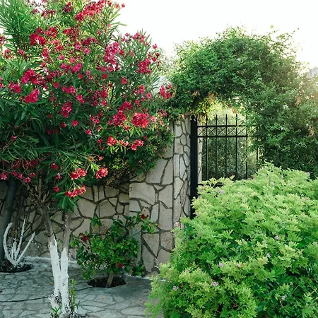 Gem בית נופש מת'וני