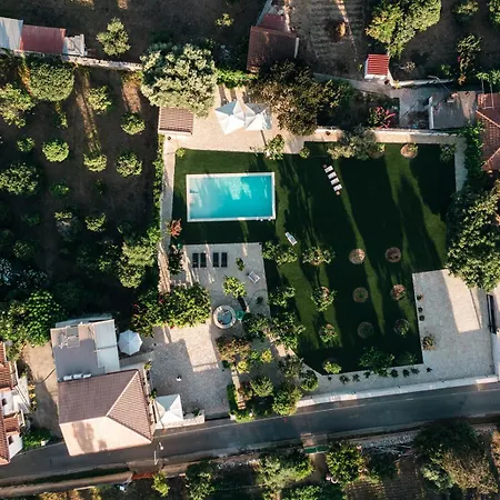 Gem בית נופש *